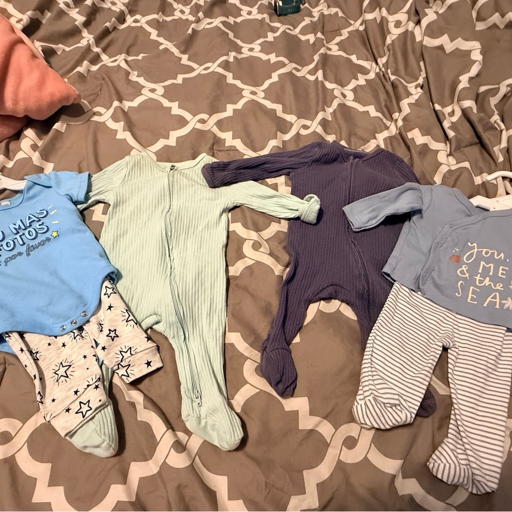 Adorable Baby Boy/Gender Neutral Bundle 0-3M